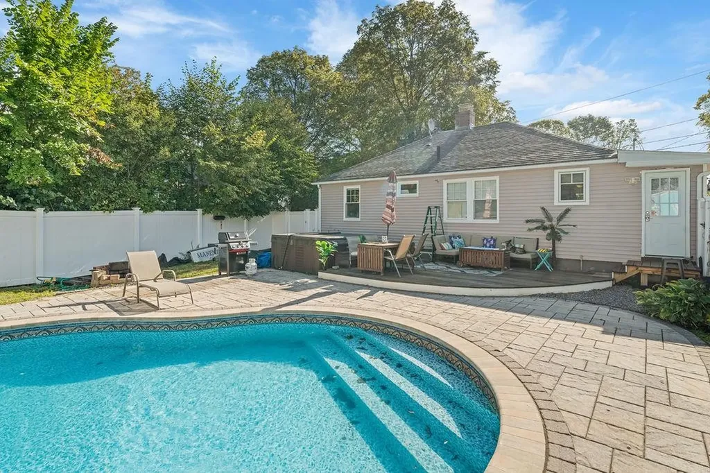 291 Colonial Drive Portsmouth NH 03801