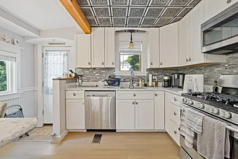 291 Colonial Drive Portsmouth NH 03801