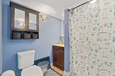 291 Colonial Drive Portsmouth NH 03801