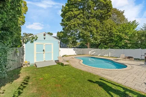 291 Colonial Drive Portsmouth NH 03801