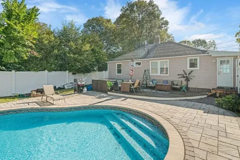 291 Colonial Drive Portsmouth NH 03801