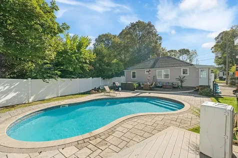 291 Colonial Drive Portsmouth NH 03801