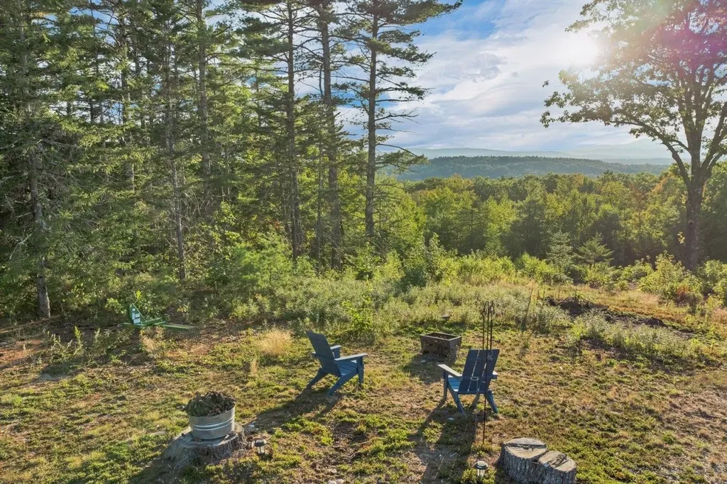 142 Snow Road Effingham NH 03882