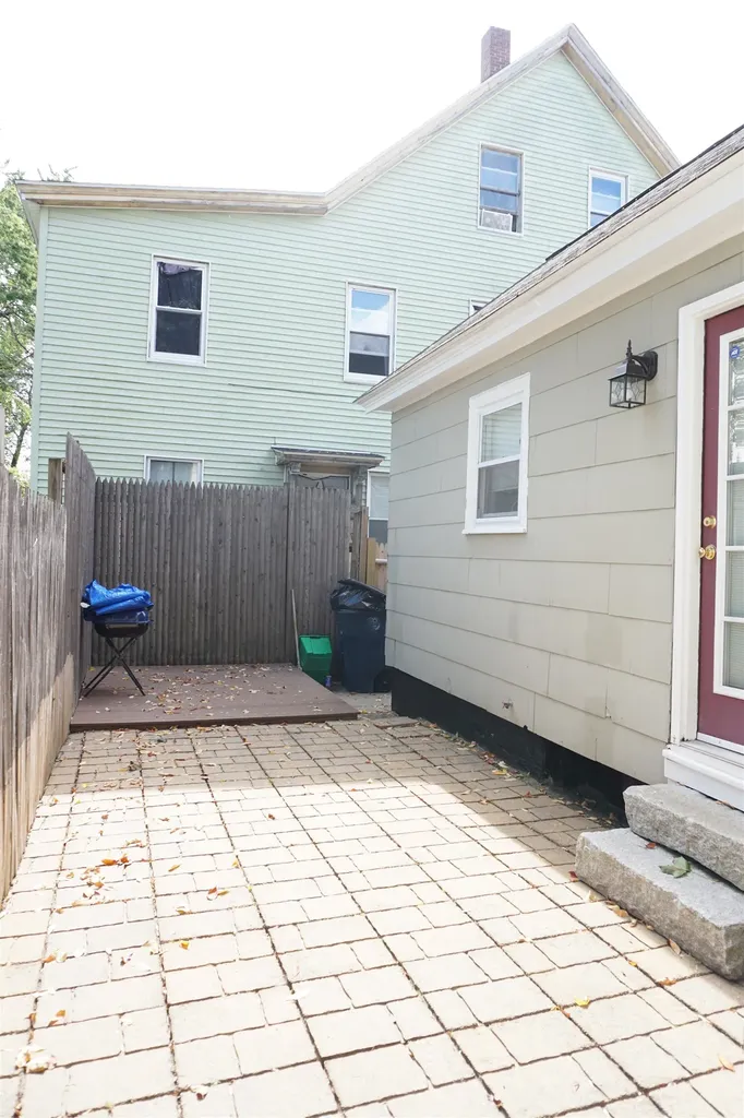 4 Fulton Street Nashua NH 03060