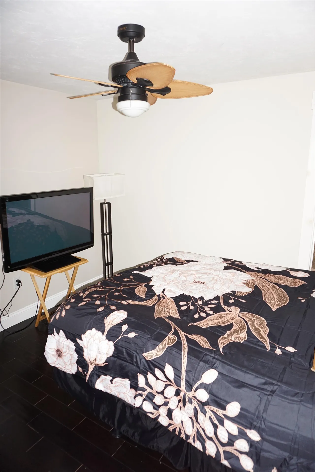 4 Fulton Street Nashua NH 03060