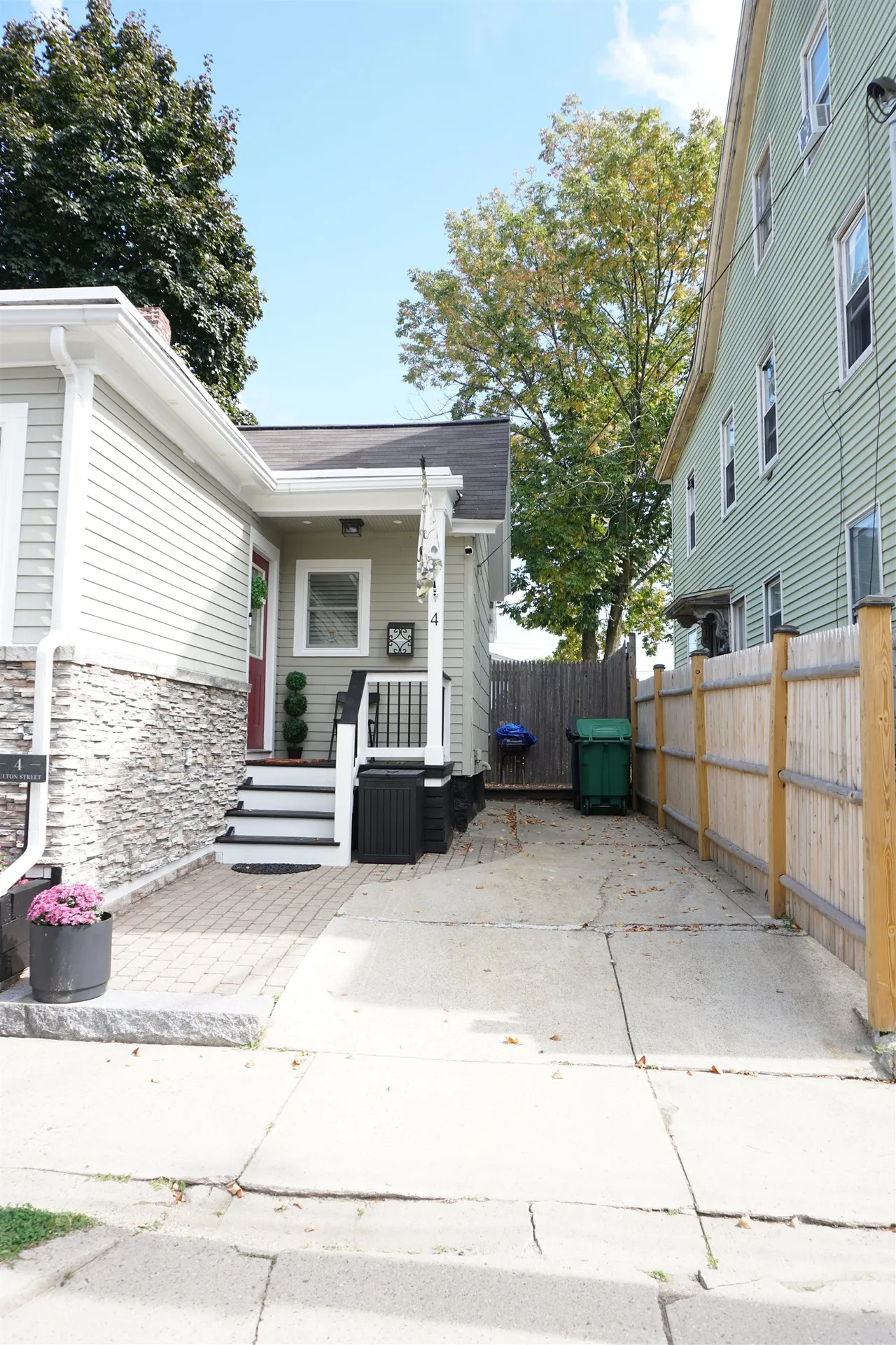 4 Fulton Street Nashua NH 03060