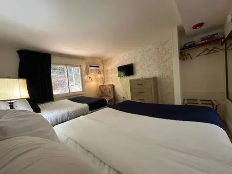 2955 White Mountain Highway Conway NH 03860