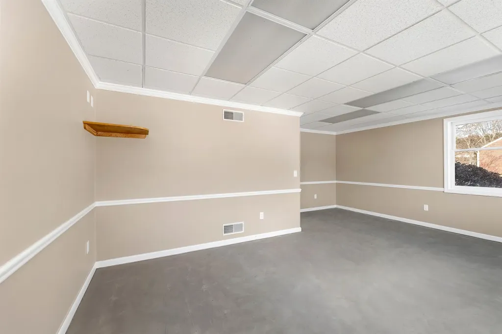 5 Buttrick Road Londonderry NH 03053