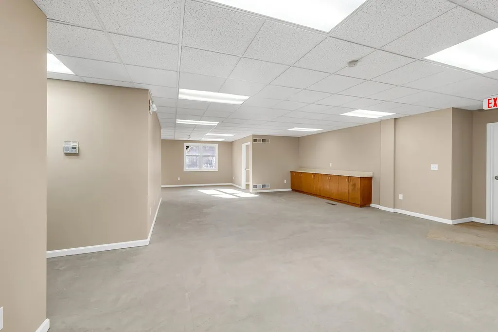 5 Buttrick Road Londonderry NH 03053