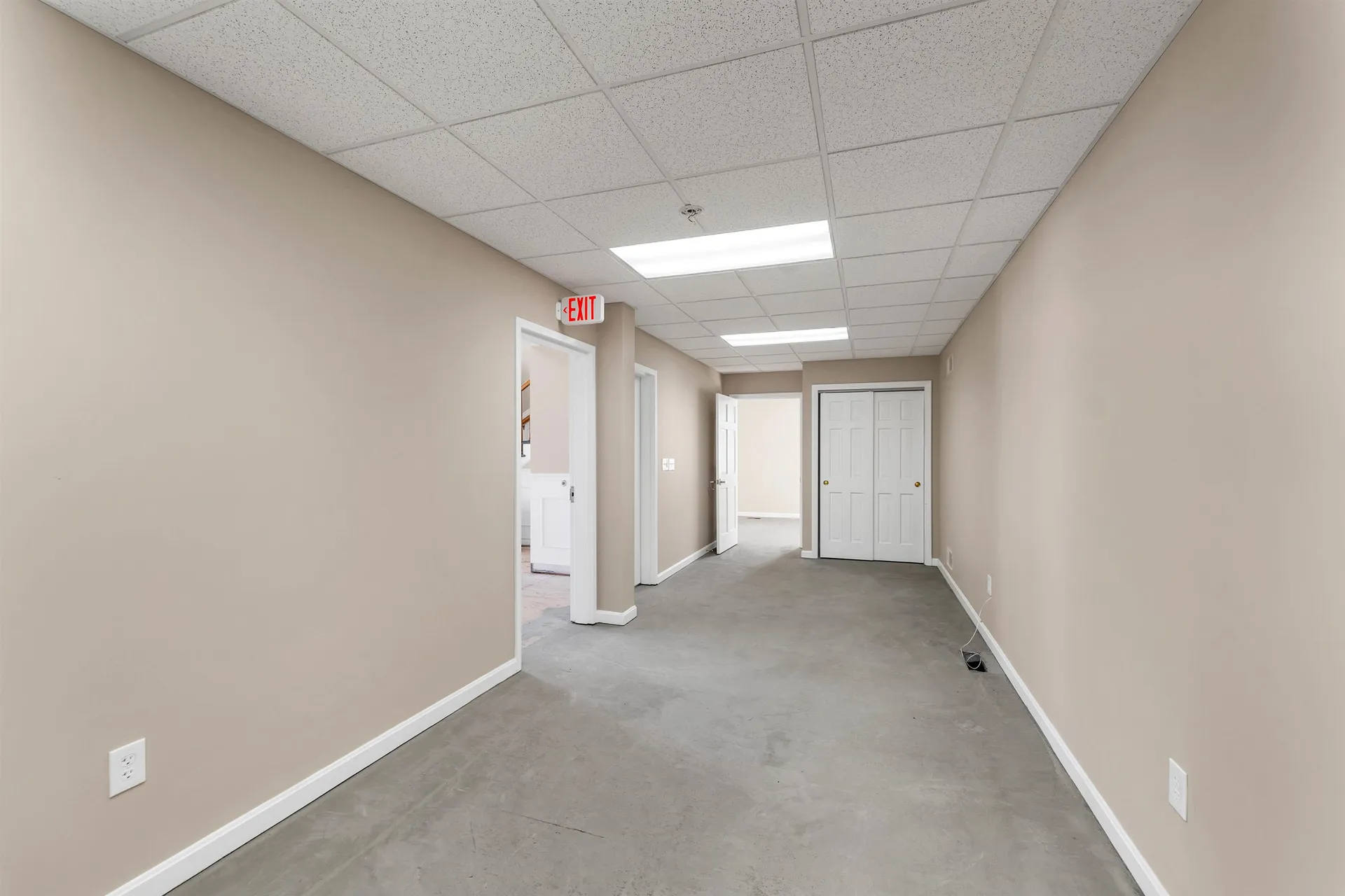 5 Buttrick Road Londonderry NH 03053