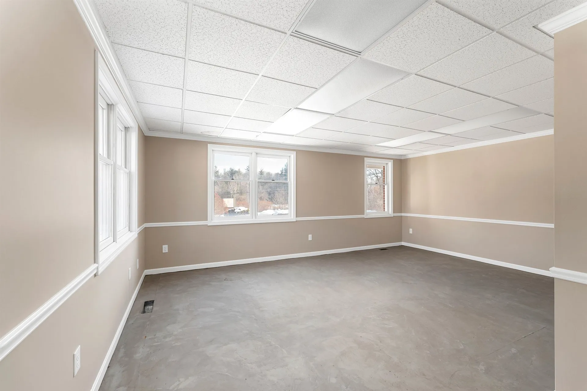 5 Buttrick Road Londonderry NH 03053