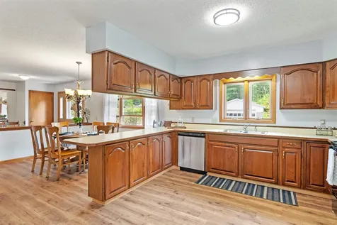 52 Maplewood Avenue Milton VT 05468