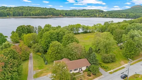 52 Maplewood Avenue Milton VT 05468