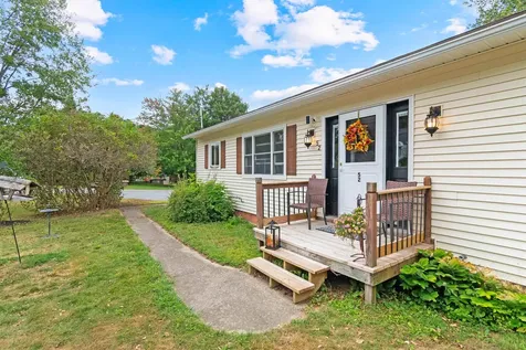 52 Maplewood Avenue Milton VT 05468