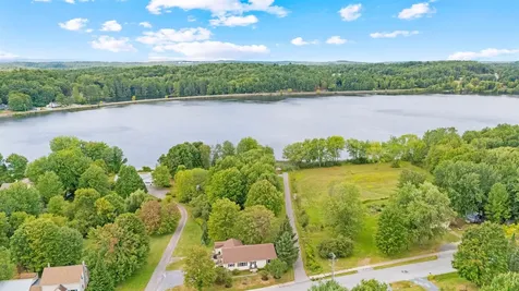 52 Maplewood Avenue Milton VT 05468