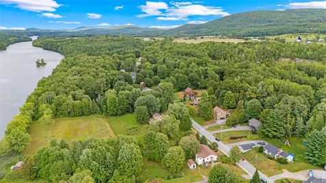 52 Maplewood Avenue Milton VT 05468