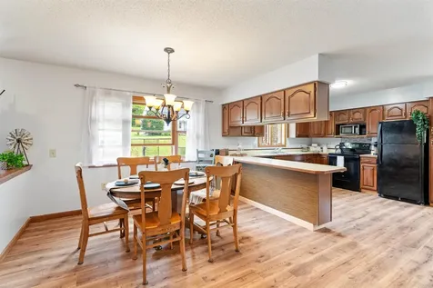 52 Maplewood Avenue Milton VT 05468