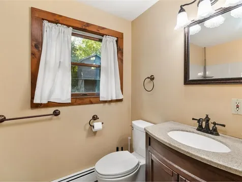 7 West Street Vergennes VT 05491