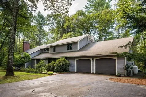 45 Moharimet Drive Madbury NH 03823