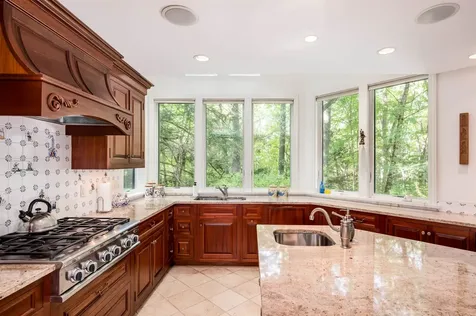 45 Moharimet Drive Madbury NH 03823