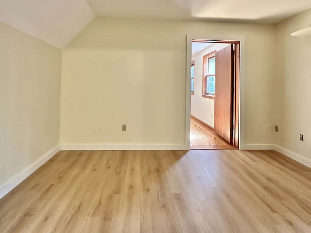 12 Wolfe Den Drive New Hampton NH 03256