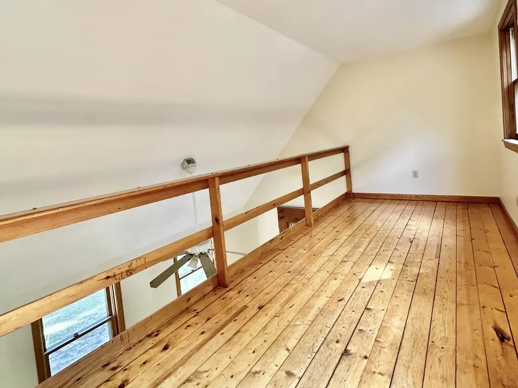 12 Wolfe Den Drive New Hampton NH 03256