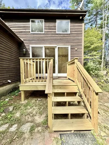 12 Wolfe Den Drive New Hampton NH 03256