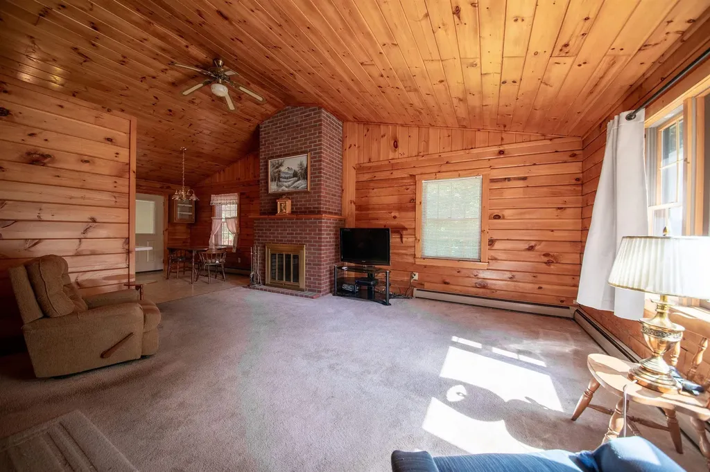 22 Birchwood Drive Weathersfield VT 05151