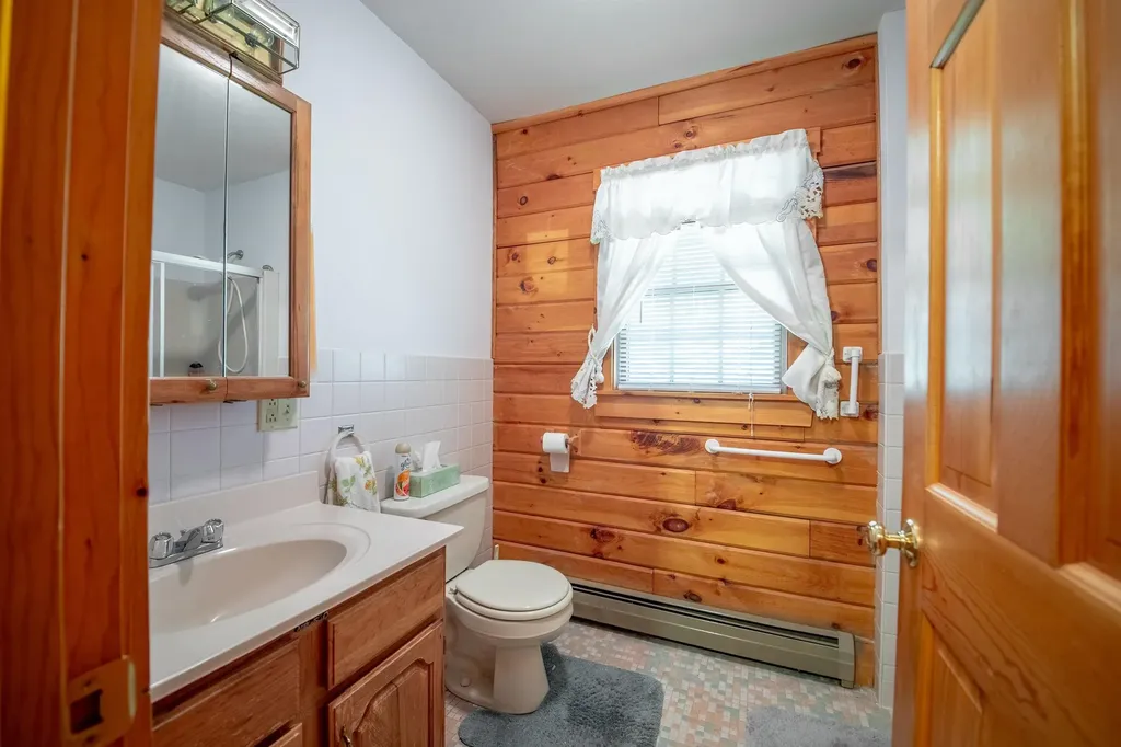 22 Birchwood Drive Weathersfield VT 05151