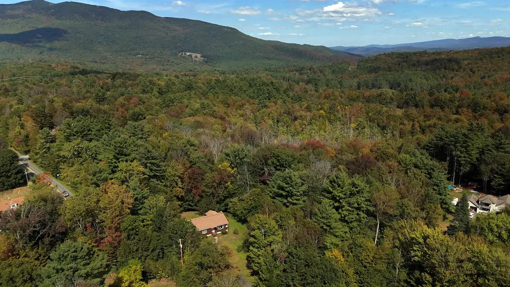 22 Birchwood Drive Weathersfield VT 05151