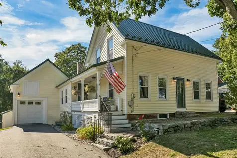 8 Pine Hill Road Wolfeboro NH 03894