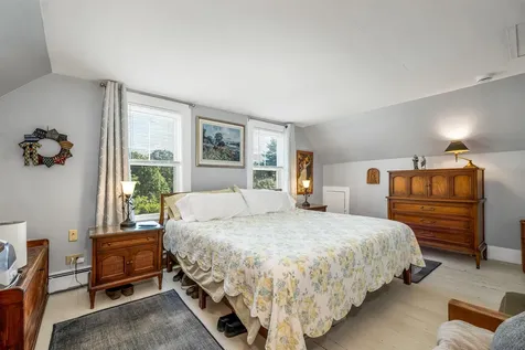 8 Pine Hill Road Wolfeboro NH 03894