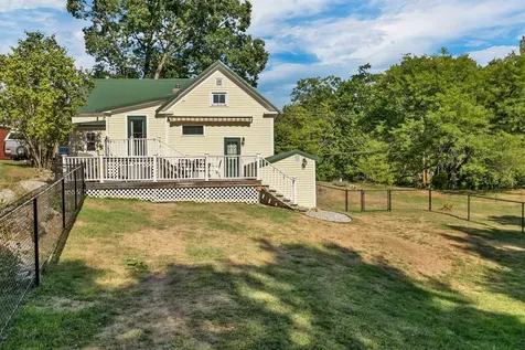 8 Pine Hill Road Wolfeboro NH 03894