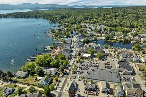 8 Pine Hill Road Wolfeboro NH 03894