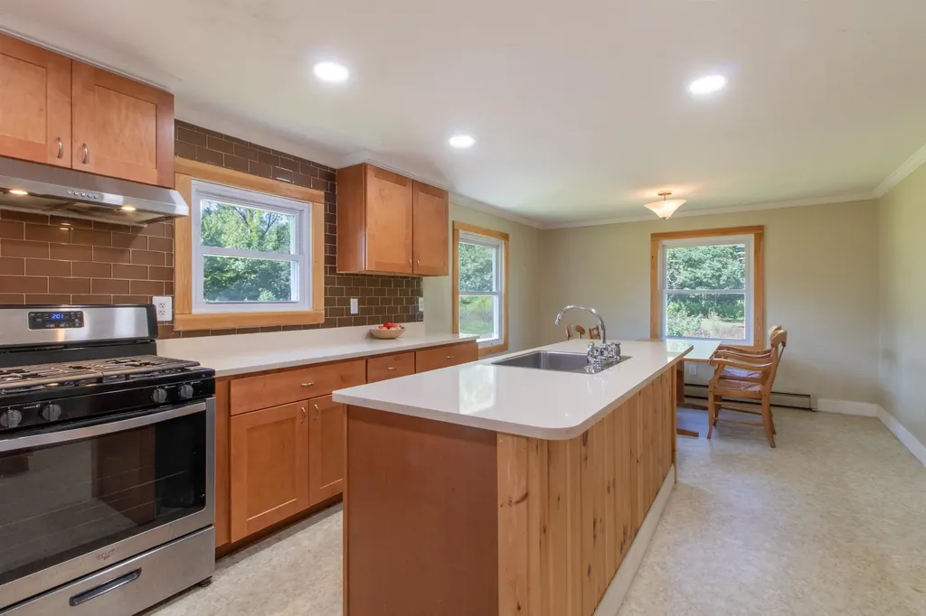 3041 Cross Road Jay VT 05859