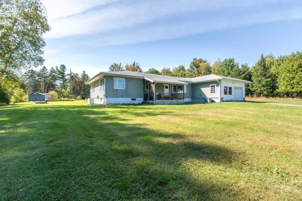 3041 Cross Road Jay VT 05859