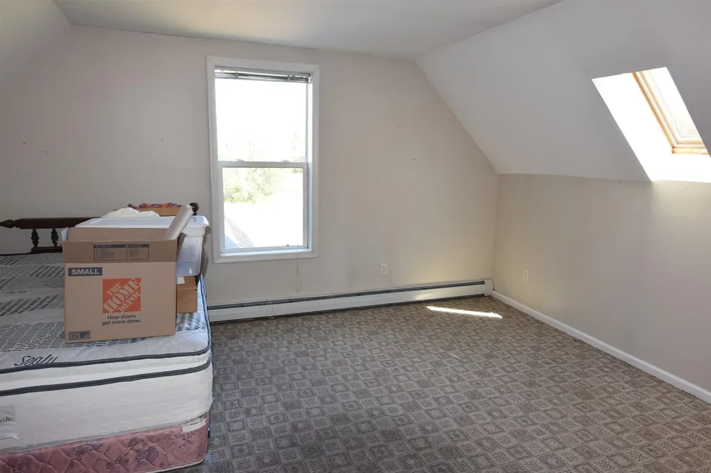 17 Meadow Road Goshen NH 03752