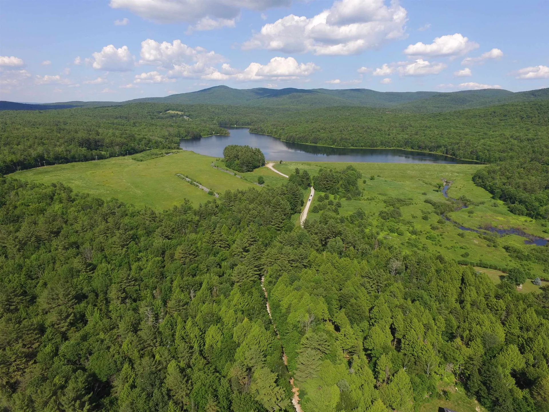 17 Meadow Road Goshen NH 03752