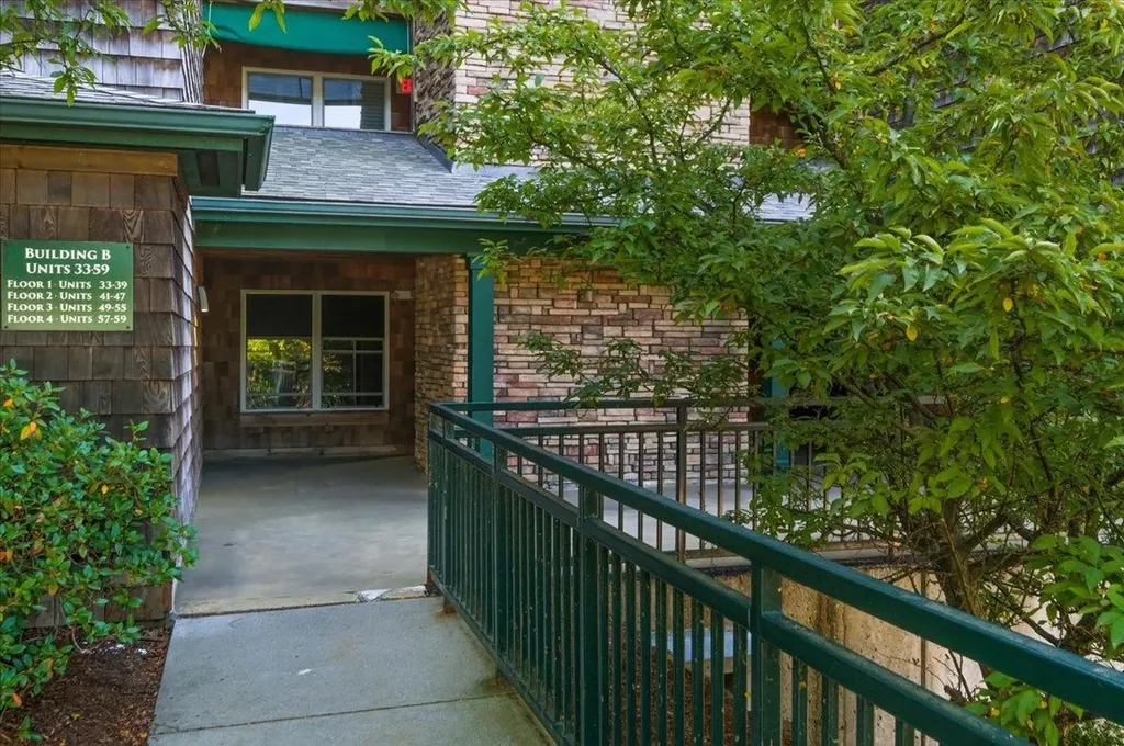 45 Claire Pointe Road Burlington VT 05408