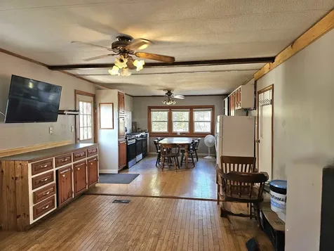 39 Old Ashby Road Greenville NH 03048