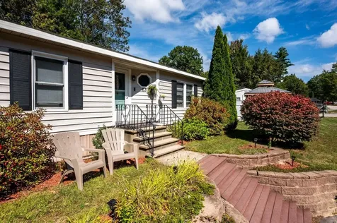 63 Royal Crest Park Rochester NH 03867