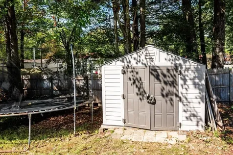 63 Royal Crest Park Rochester NH 03867