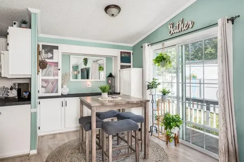 63 Royal Crest Park Rochester NH 03867