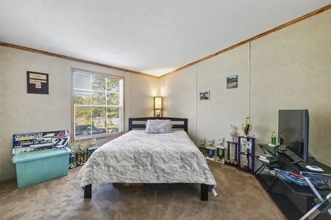 4 Cherry Street Belmont NH 03220