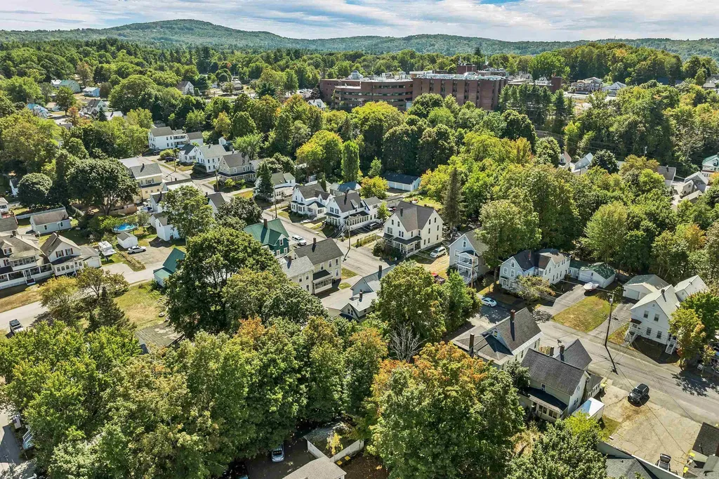 32 Summer Street Laconia NH 03246