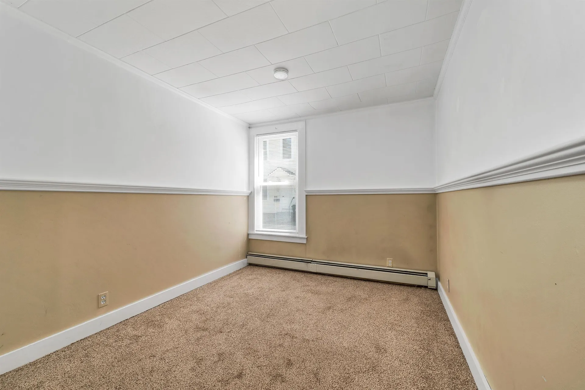 32 Summer Street Laconia NH 03246