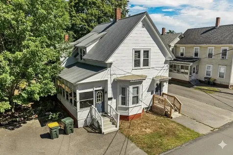 32 Summer Street Laconia NH 03246