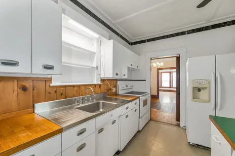 32 Summer Street Laconia NH 03246