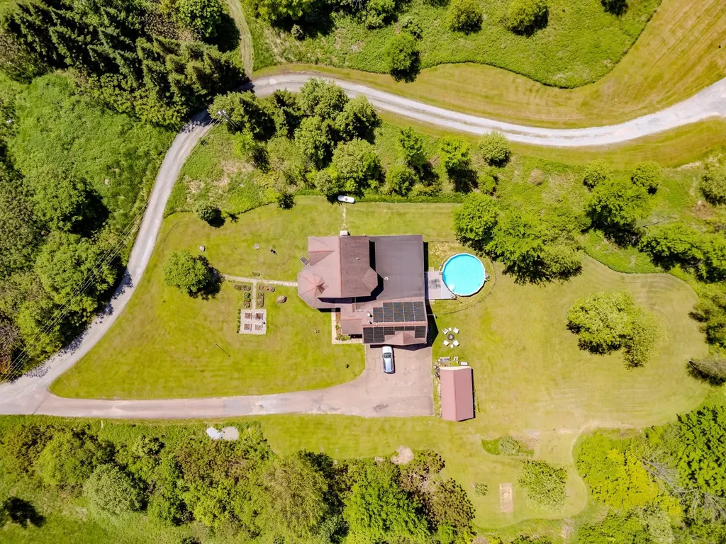 190 Decker Road Georgia VT 05468