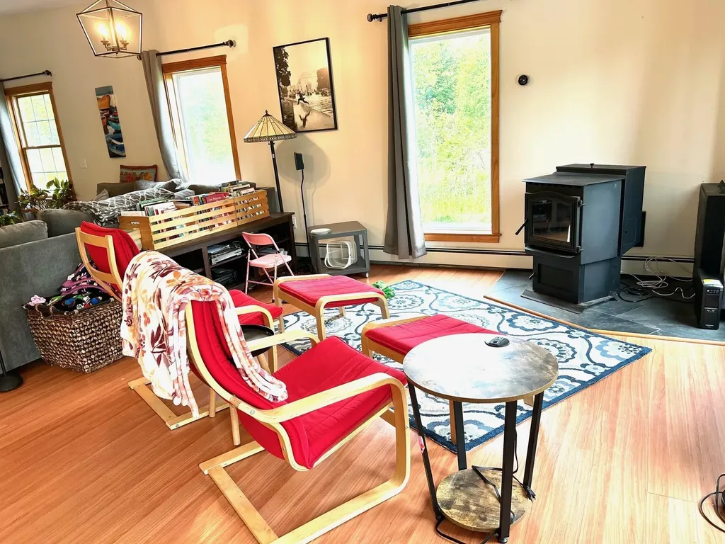 190 Decker Road Georgia VT 05468